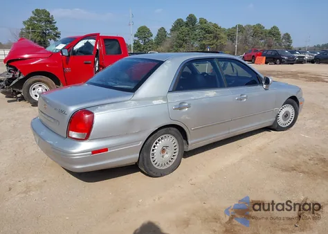 2001 Hyundai Xg300 L z USA, uszkodzony, nr VIN KMHFU45D01A099413